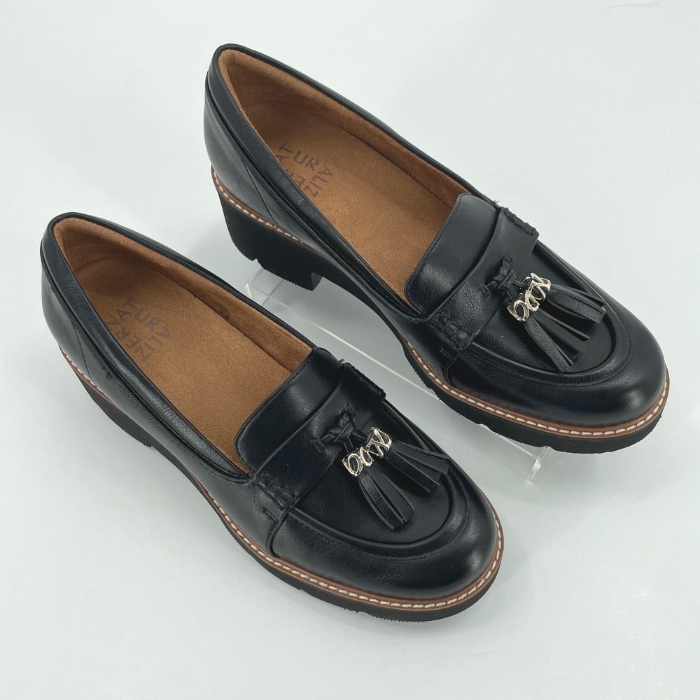 Naturalizer Womens Loafers 9M Black EUC Tassel Lug Sole Block Heel Shoes Preppy